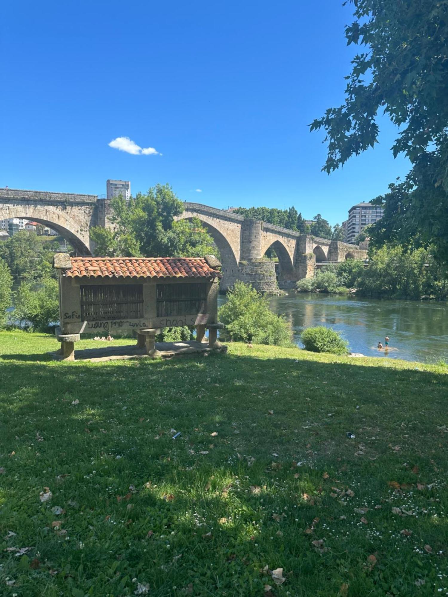 Apartamento Puente Romano Оренсе Екстер'єр фото